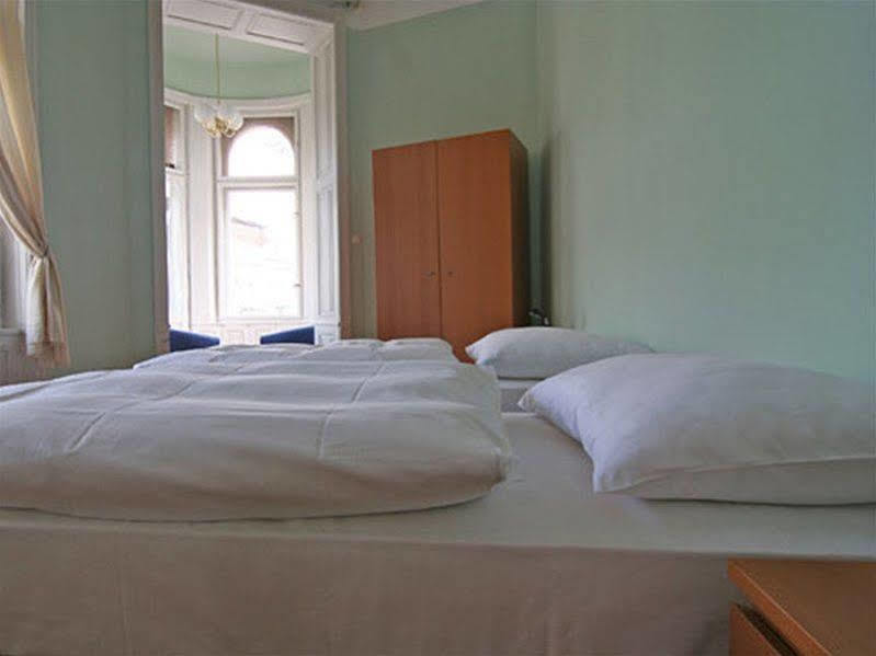 Old Town Residence Apartments Прага Экстерьер фото