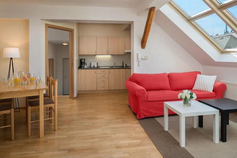 Old Town Residence Apartments Прага Экстерьер фото