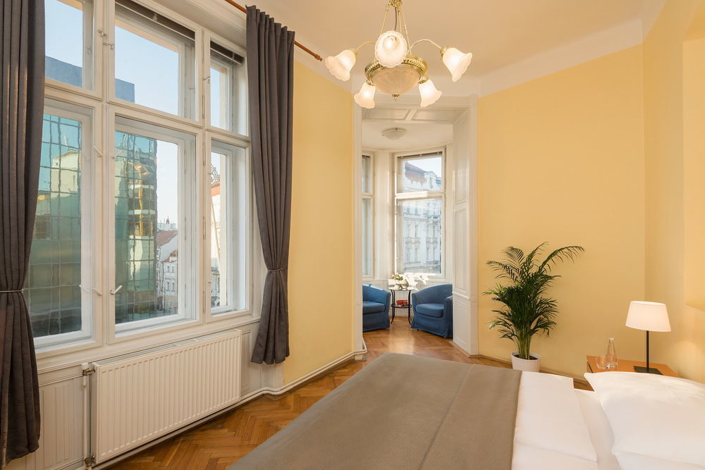 Old Town Residence Apartments Прага Экстерьер фото